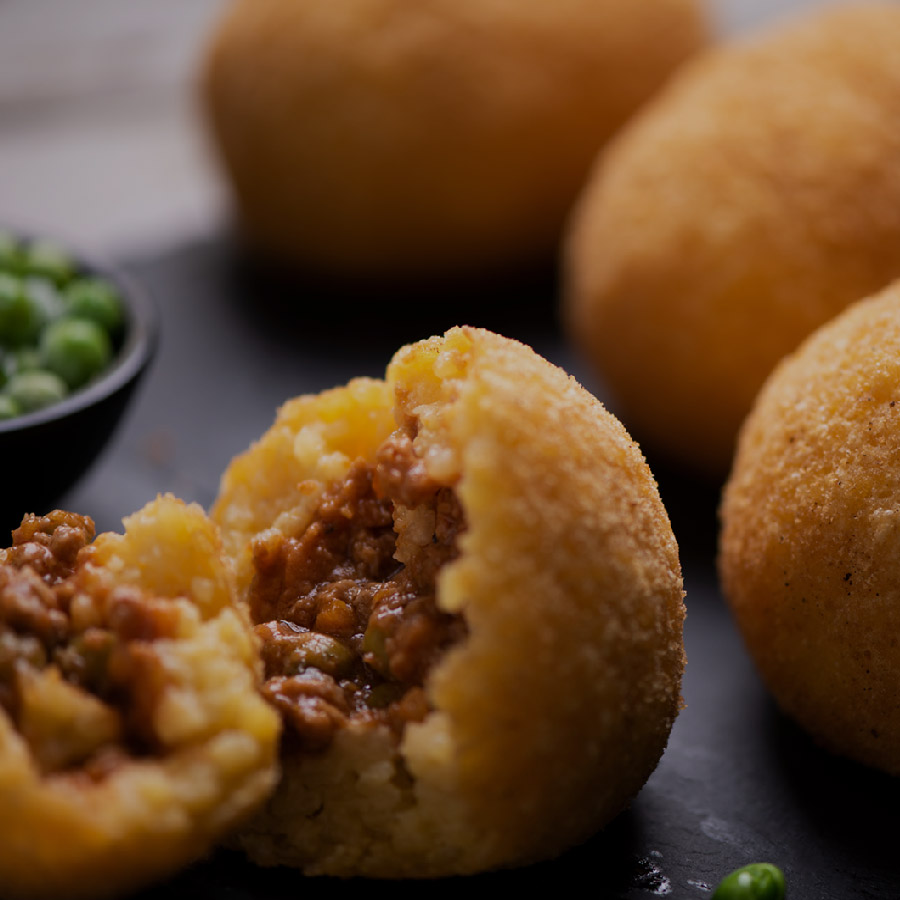 arancino siciliano,arancini siciliani,arancino arancina,arancino al burro,arancino ragù,arancini al ragù,arancino catanese ricetta,arancino fatto in casa,come fare un arancino,arancina o arancino,arancino riso,arancino suppli,arancino spinaci,macchina arancini,macchine arancini,macchina automatica per arancini,stocco impianti