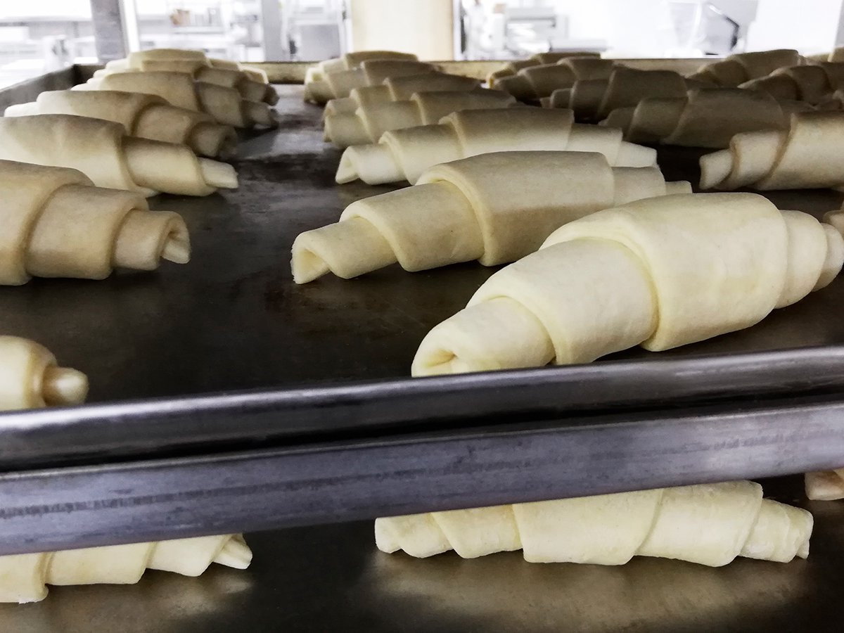 macchina da croissant,linea croissant,macchine croissant,linee croissant,croissant farciti,produzione di croissant ripieni,macchine per cornetti,stoccoimpianti, stocco impianti